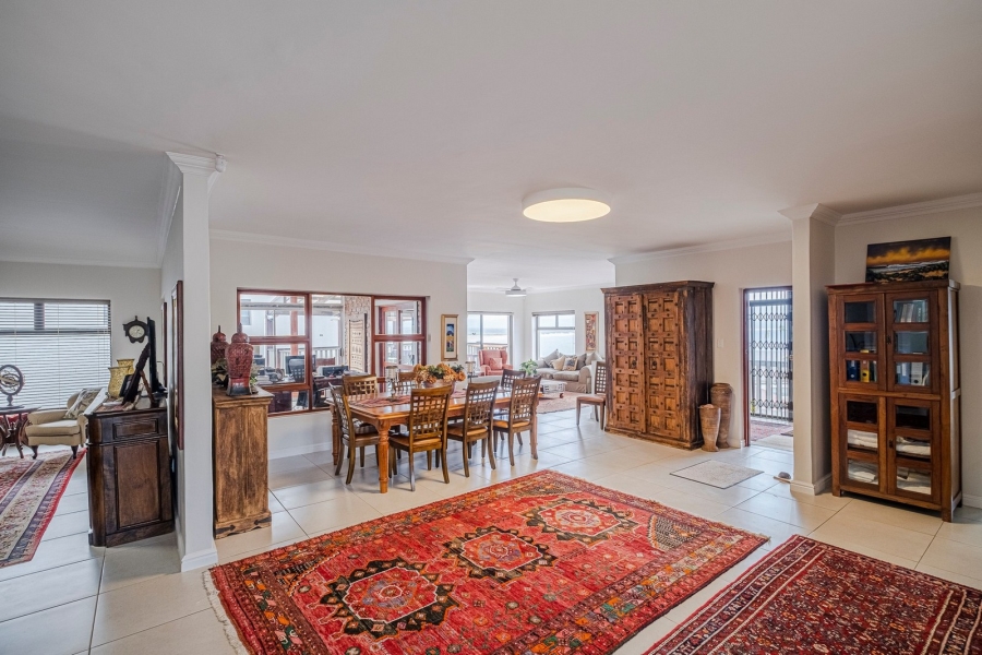 3 Bedroom Property for Sale in Wavecrest Eastern Cape